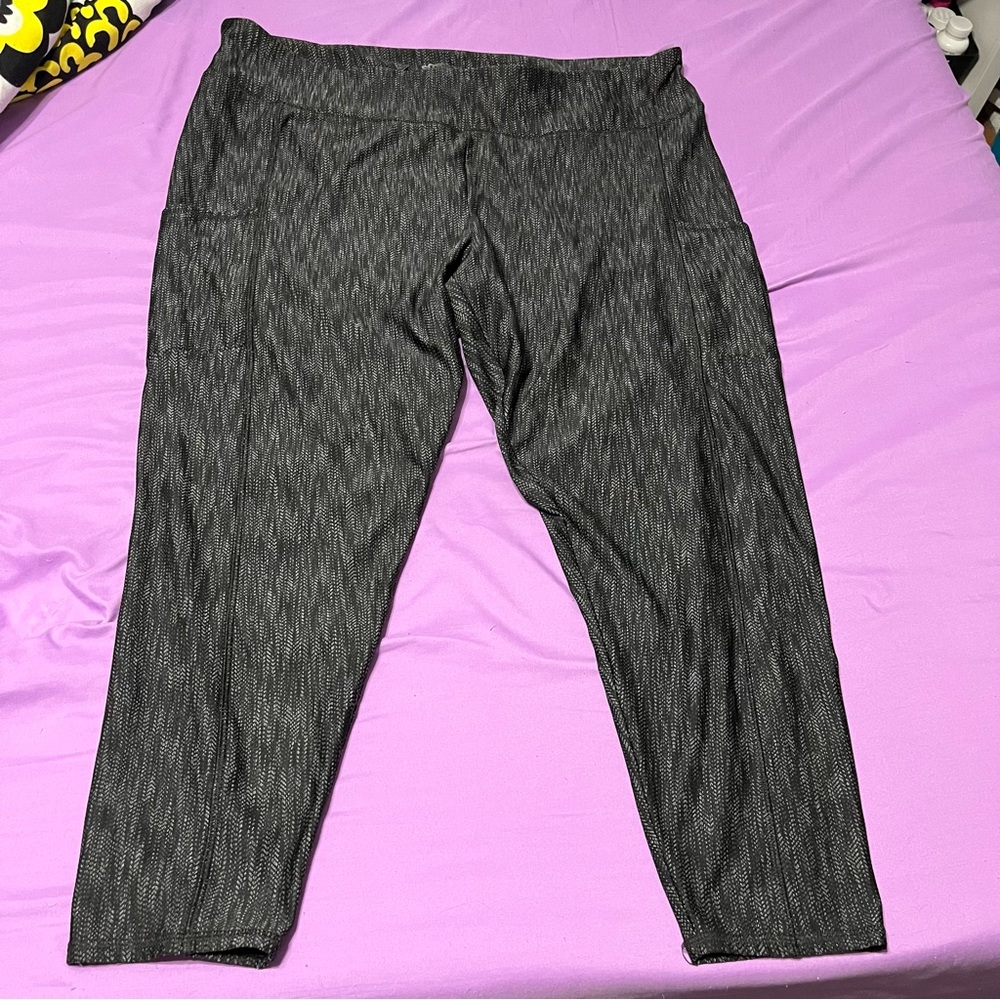 Maurice’s inMotion leggings